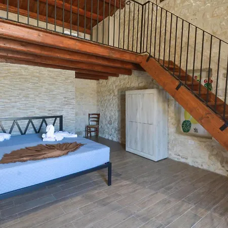 Ferienhaus Gorgeous In Chiaramonte Gulfi